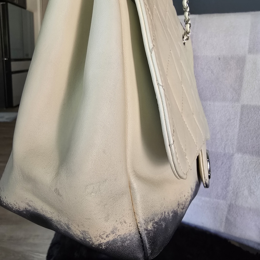 Authentic Chanel Blizzard Zip-flap Shoulder Bag - Picture 11 of 16